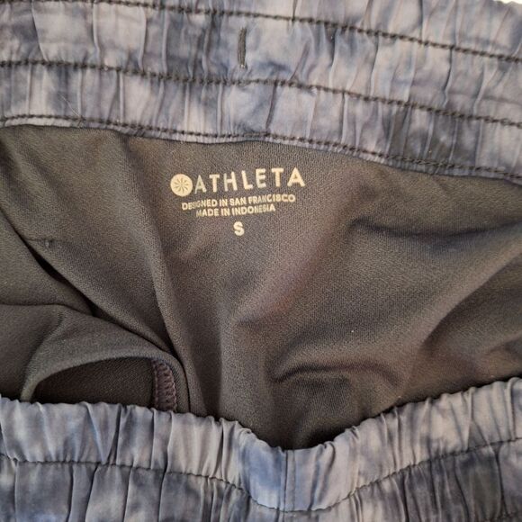 Athleta Mesh Racer Mid Rise 4in Small - Picture 6 of 7